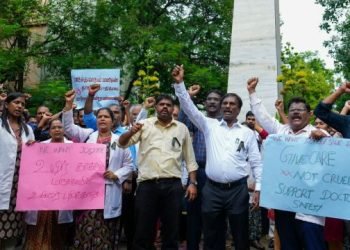 Tamil Nadu doctors protest over assault on Chennai oncologist; Medical services not affected, says official