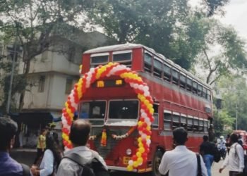 Mumbai Bids Goodbye To The Iconic Red Double-Decker Bus
