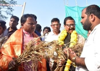 Crop Loss Poliltics:   Odisha Farmers Get Extended Deadline for Reporting Crop Loss Amid Unseasonal Rains