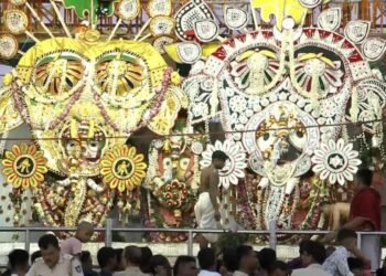 Divine Spectacle in Puri: Lakhs Witness Lord Jagannath’s Hati Besha on Snana Yatra