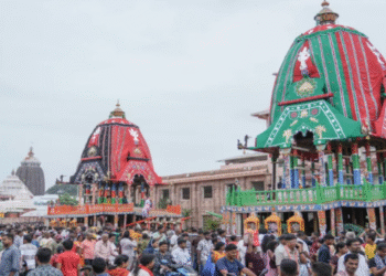 Puri Gears Up for Grand Rath Yatra Tomorrow: Ritual Timings, Security, and Devotee Preparations Unfold