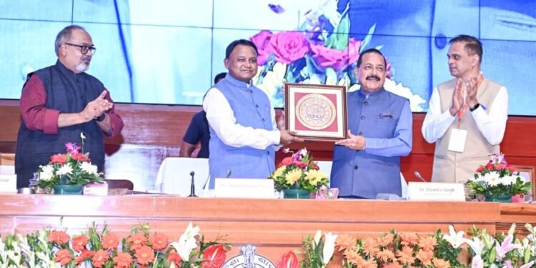 Odisha Leads the Way: CM Majhi Advocates Shift Toward Responsive Governance