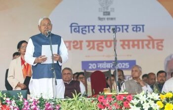 Prime Minister congratulates newly sworn-in Chief Minister, Deputy Chief Ministers and Ministers of Bihar