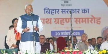 Prime Minister congratulates newly sworn-in Chief Minister, Deputy Chief Ministers and Ministers of Bihar